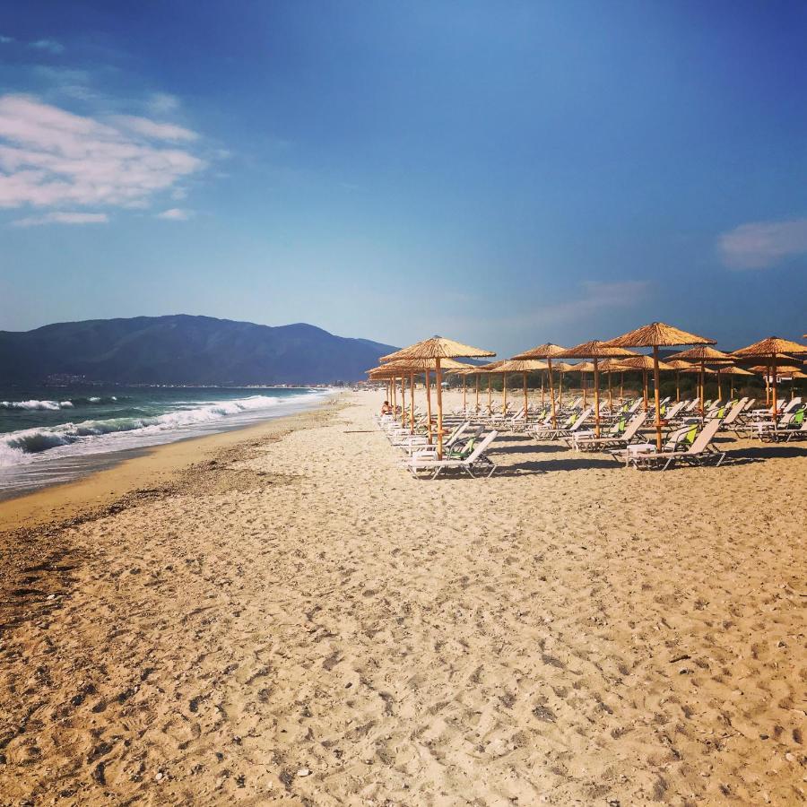 Christakos Apartments Vrasná Dış mekan fotoğraf